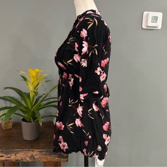 Majora Mid-Sleeve Button Up - Picture 7 of 13